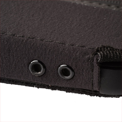 画像:ストラップホール